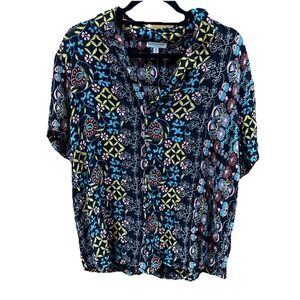 Earthbound Trading Co Short Sleeve Button Down Black Floral Shirt Size M